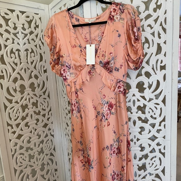 Love Shack Fancy Dress size 6. Brand new. - Picture 2 of 4